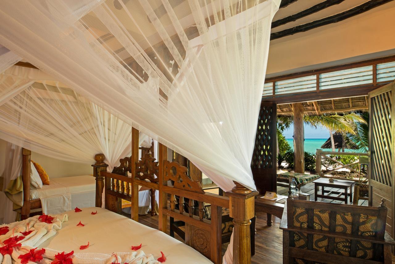 Hotel Pongwe Beach Hotel