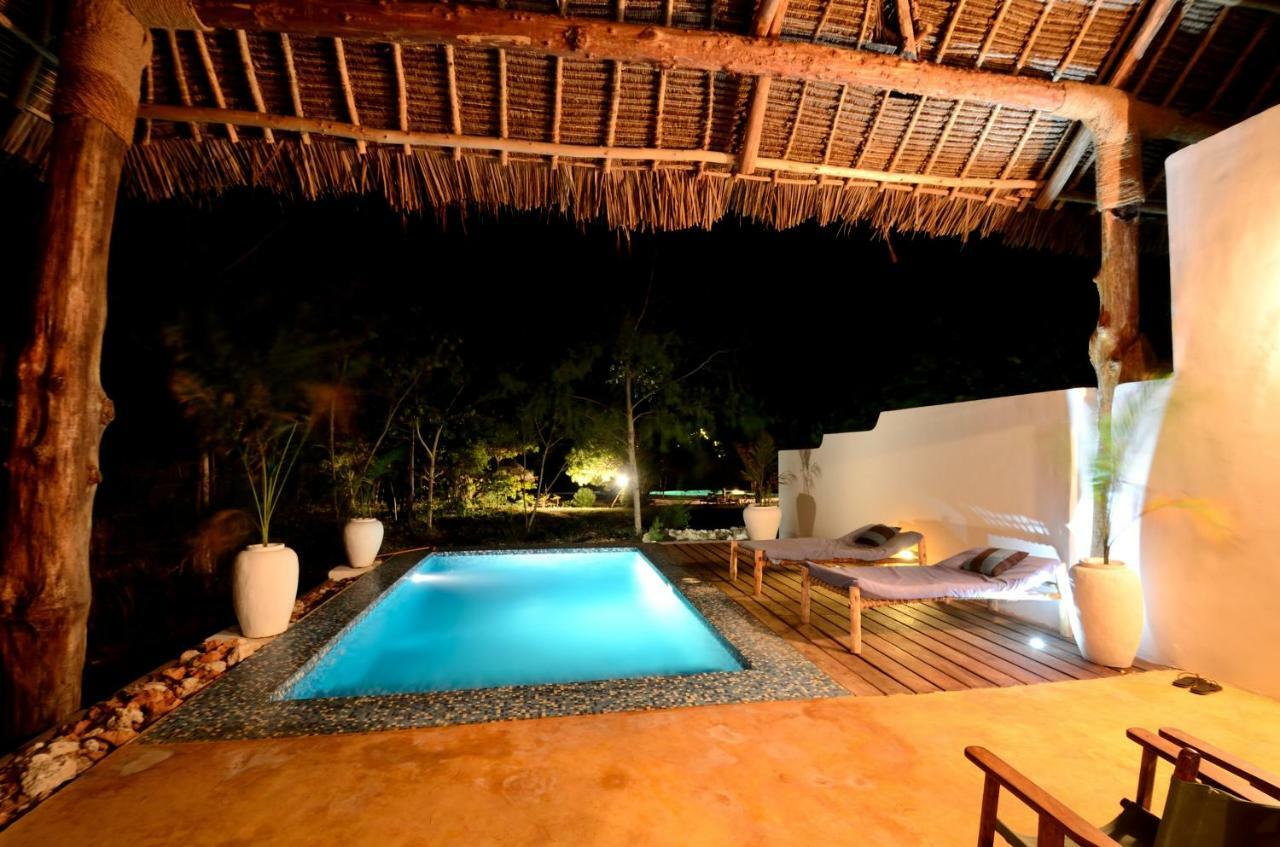 Hotel Pongwe Beach Hotel