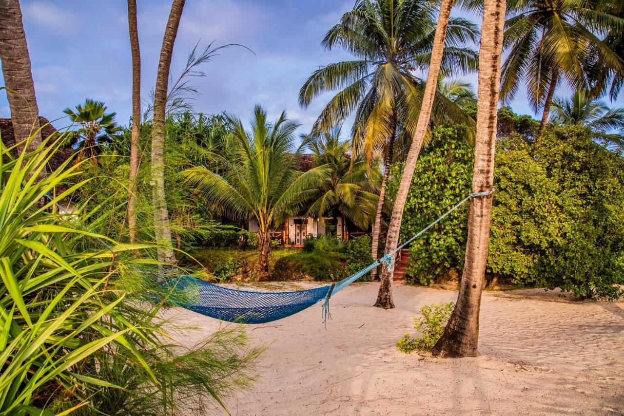 Pongwe Beach Hotel 3*